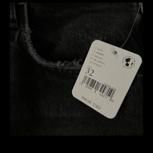 NEVER WORN w/ tag! Free people ripped jeans